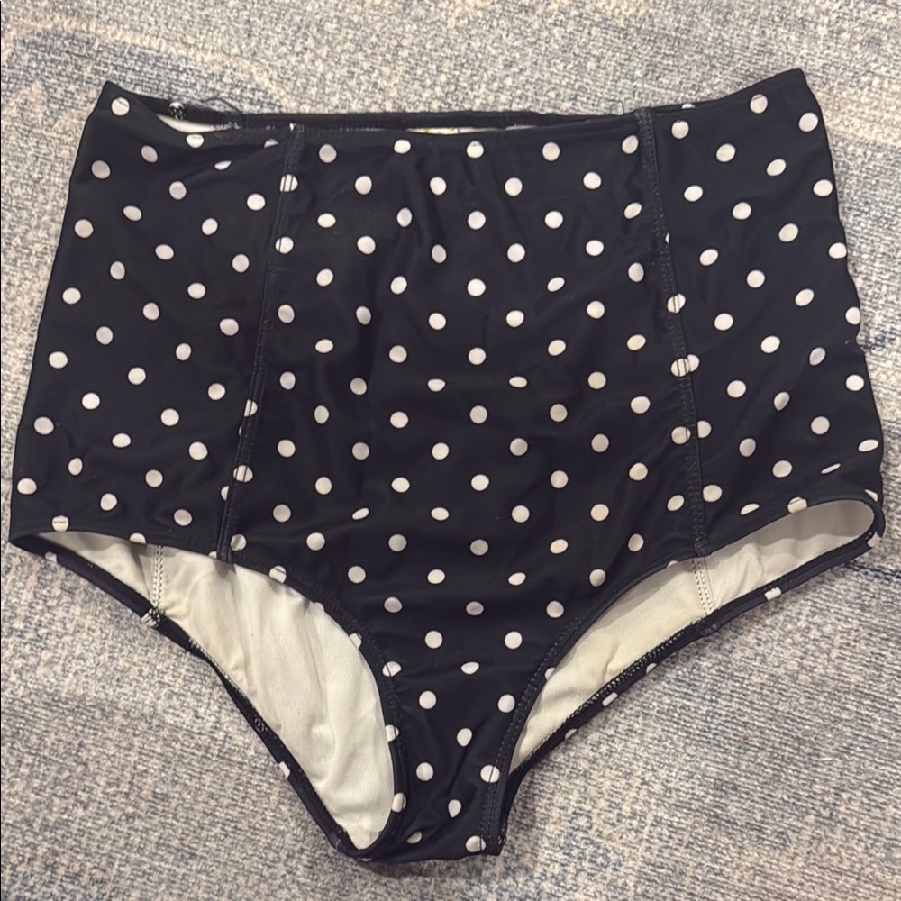 Kortni Jeane Polka Dot High-Waisted Women's swim bottoms M
